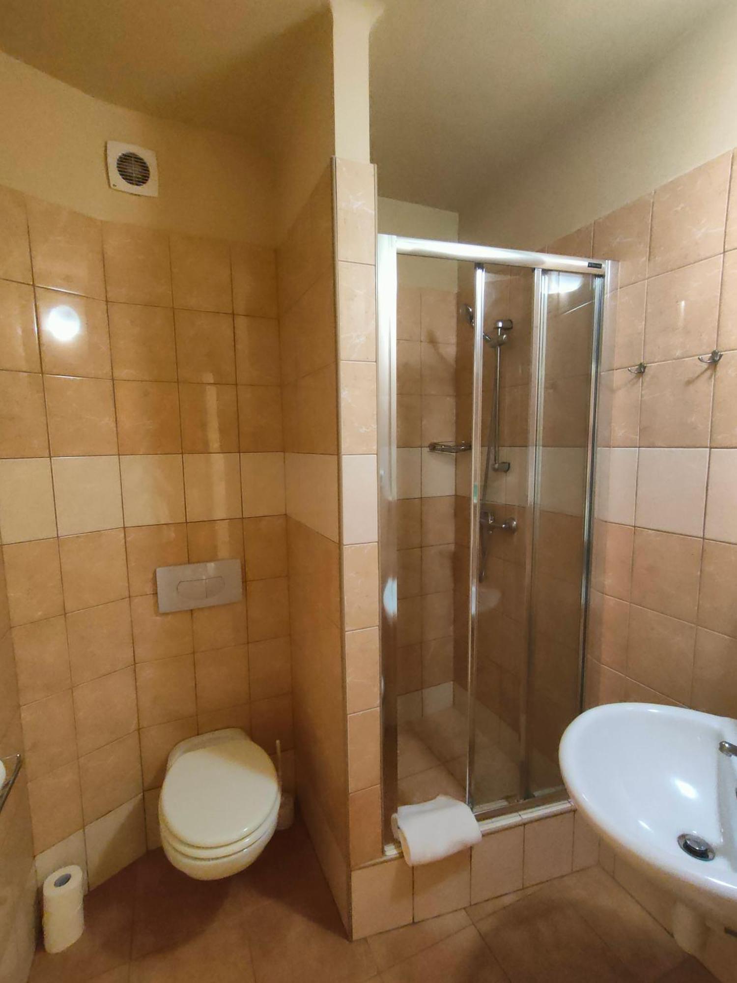 Hotelslublin Luaran gambar